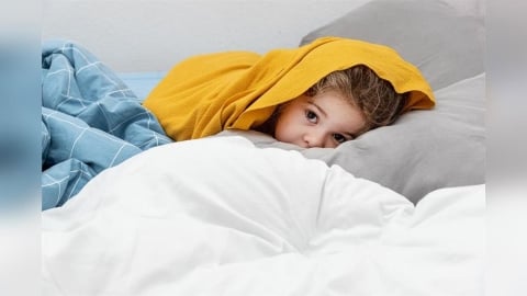 過年熱鬧氛圍孩子吵著不睡覺？「5步驟」幫孩子一夜好眠，醫建議家長還要做「3件事」！