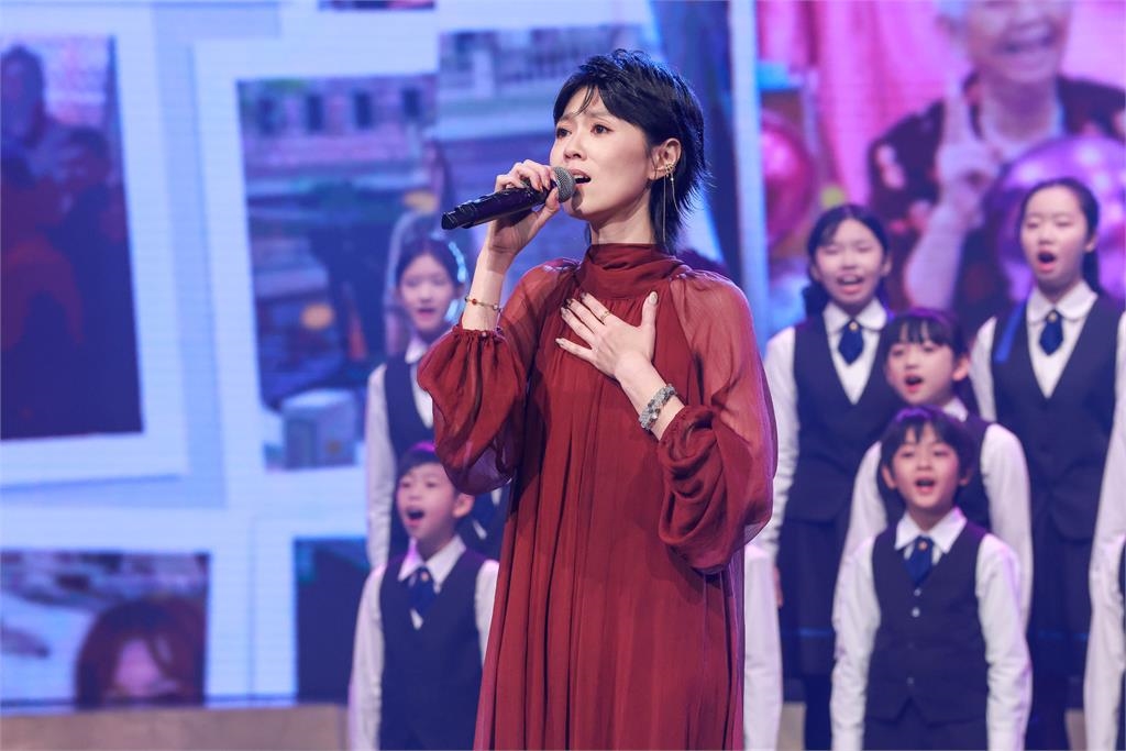 曹雅雯除夕夜「小愛昇華成大愛」!帶領合唱團感謝無名英雄幫助社會所有的人