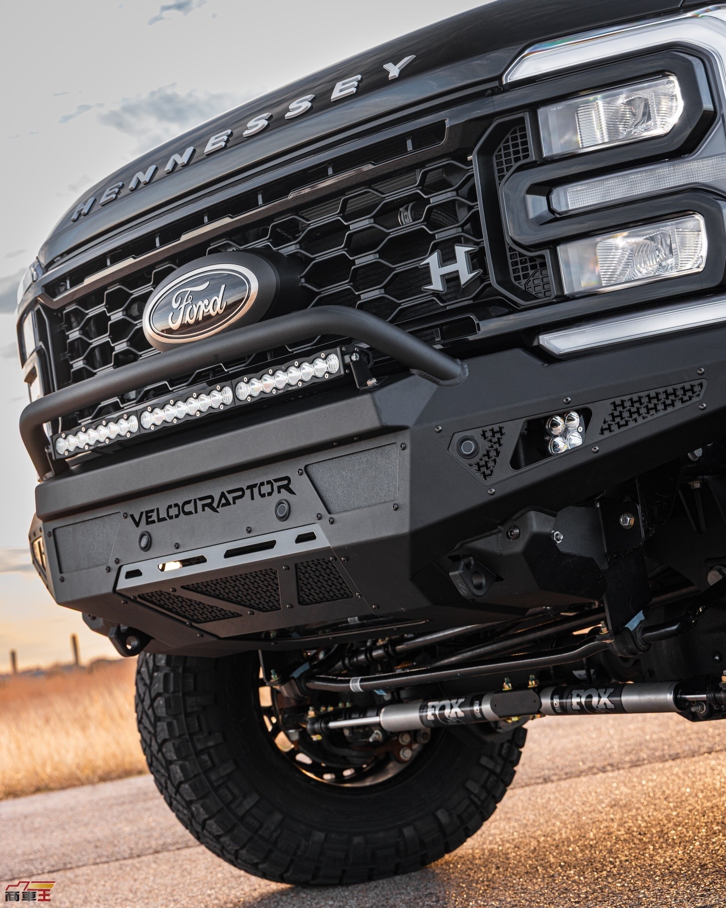 慶祝美國獨立 250 週年 Hennessey 推出 VelociRaptor 1200 F-250