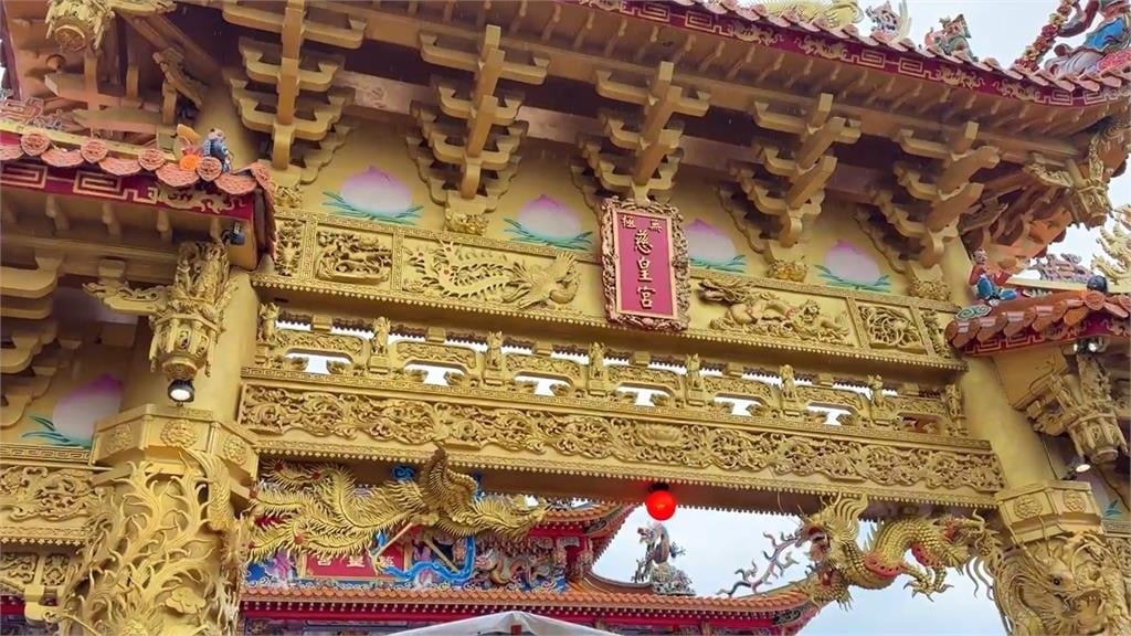 快新聞／春節最甜廟宇！宜蘭慈皇宮「奶凍吃到飽」連發5天　信徒大排長龍