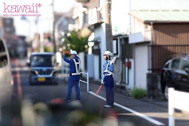 正妹「交管人員」進軍暗黑界！昔日無碼片流出…達人忍不住：很想參一咖