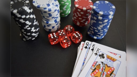 刮刮樂、搶盲盒過年試手氣   精神醫曝「一心態」恐陷賭博成癮