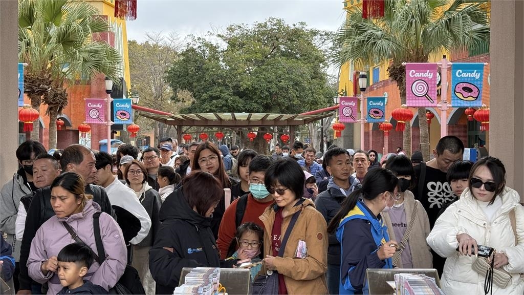 麗寶OUTLET「限定活動」抽萬元沙發湧人潮！民眾可暢玩「雙園區」嗨翻