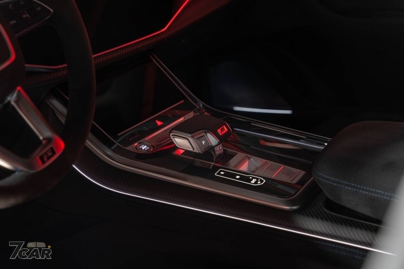 動力上看 760 匹，碳纖空力強化運動氣息　ABT 推出全新 RSQ8-S