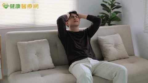 青壯世代家庭工作兩頭燒　心理師教6招找回情緒出口