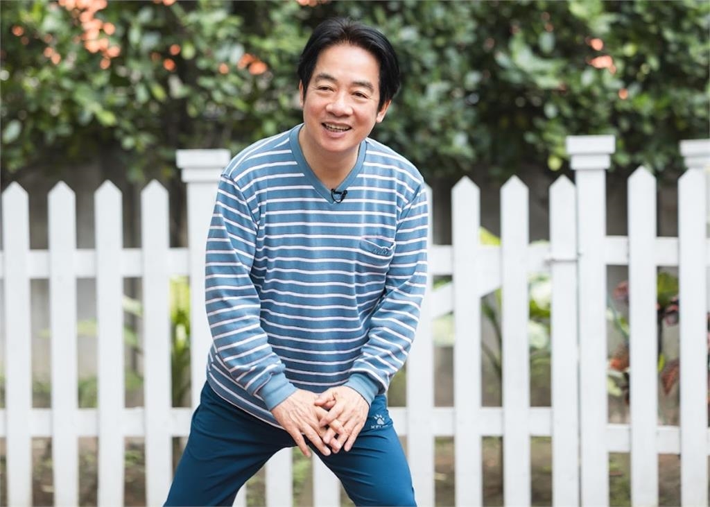 大年初五開工動起來！李洋帶賴清德做居家健康操「還挑戰獨立」