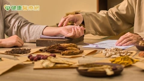 直腸癌化放療日腹瀉18次想放棄 中西醫整治助完成療程