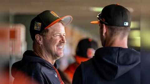 MLB(影)／躺著也中槍！新進名人堂球星轉播中爆曾被A-Rod「肥屁股」撞傷