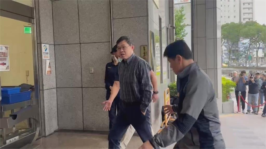 張榮發千億遺產大戰！張國煒首度出庭說話了