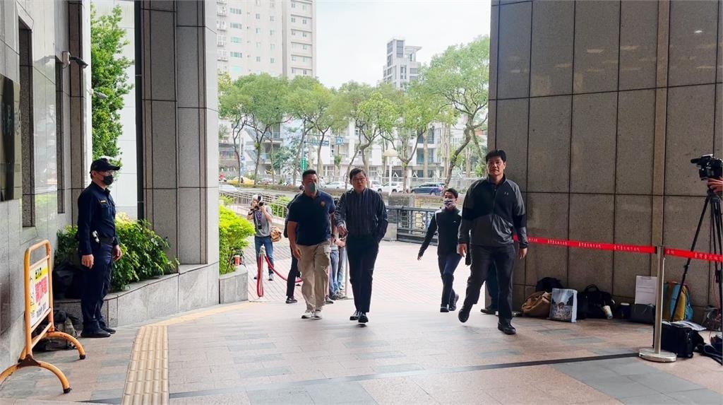 張榮發千億遺產有進展?10年紛爭張國煒首親自出庭