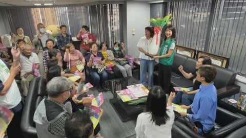 黃雍琇領軍志工姊妹團進行民調教學　籲：別讓四年前的遺憾重演