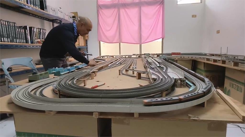 阿公疼孫打造「迷你鐵道園區」 縮小150倍巧奪天工