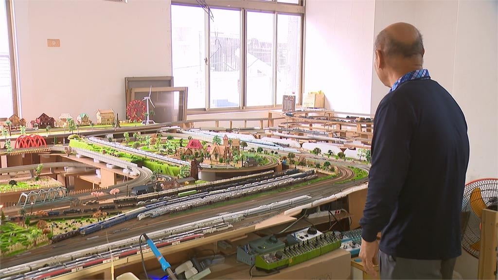 阿公疼孫打造「迷你鐵道園區」 縮小150倍巧奪天工