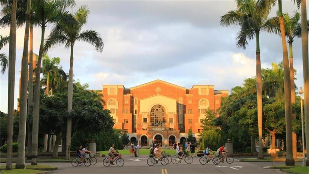 這1系被封「隱藏版高薪股」畢業月領6.9萬!過來人曝年薪300萬職涯…