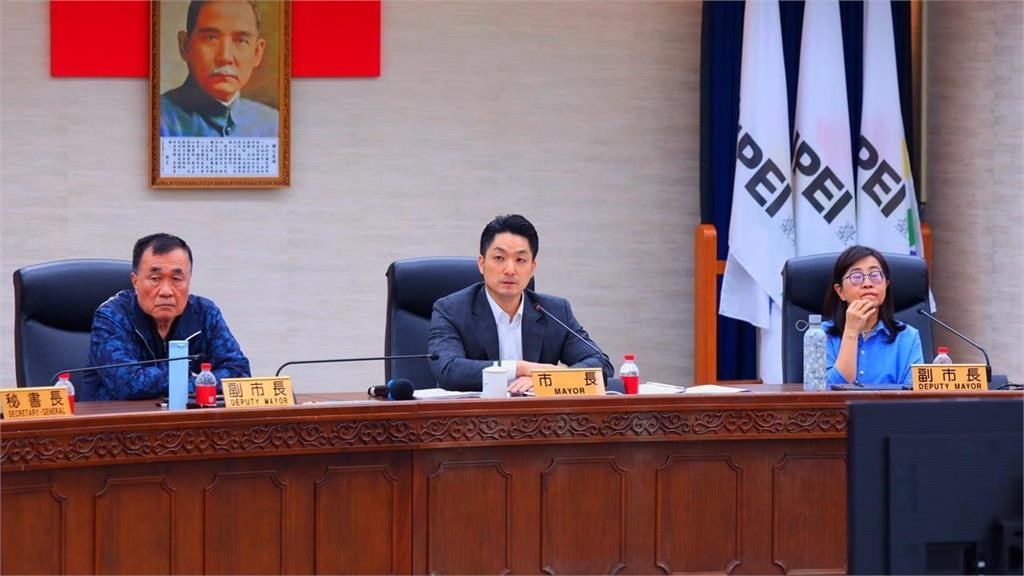 工作留給單身狗？蔣萬安推「台北爸媽每日少上1小時」網兩派吵翻喊：全國跟進