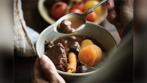 醫師揭傷腎湯品黑榜！台人最愛第1名上榜　嚴重恐心臟驟停…