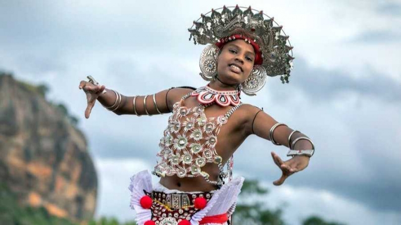 過去較冷門或具有獨特性的旅遊地區，接受度也大幅提高，圖為斯里蘭卡民族舞蹈表演。（圖／五福旅遊提供）