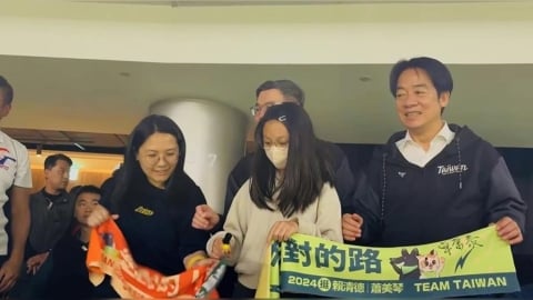 古林睿煬對決老東家火腿隊 賴總統大巨蛋舉「應援巾」力挺嗨翻