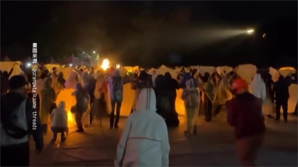 平溪天燈節今晚登場！　20呎馬年主燈亮相　全場驚呼連連