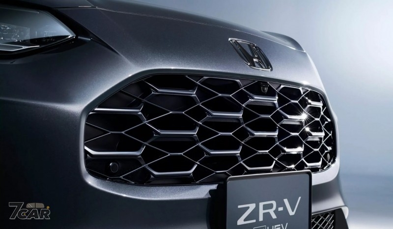 全面改採 e:HEV 油電動力，Honda ZR-V 日本小改款亮相　