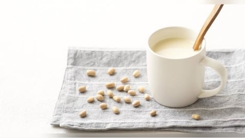 想補鈣防骨鬆可以喝豆奶嗎? 營養師揭「3種奶」分類大不同