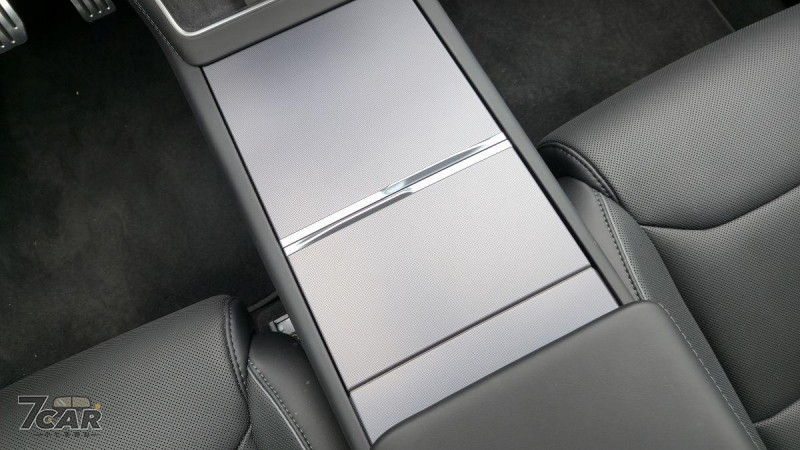 純電性能 SUV 新指標！　新款 Tesla Model Y Performance 試駕