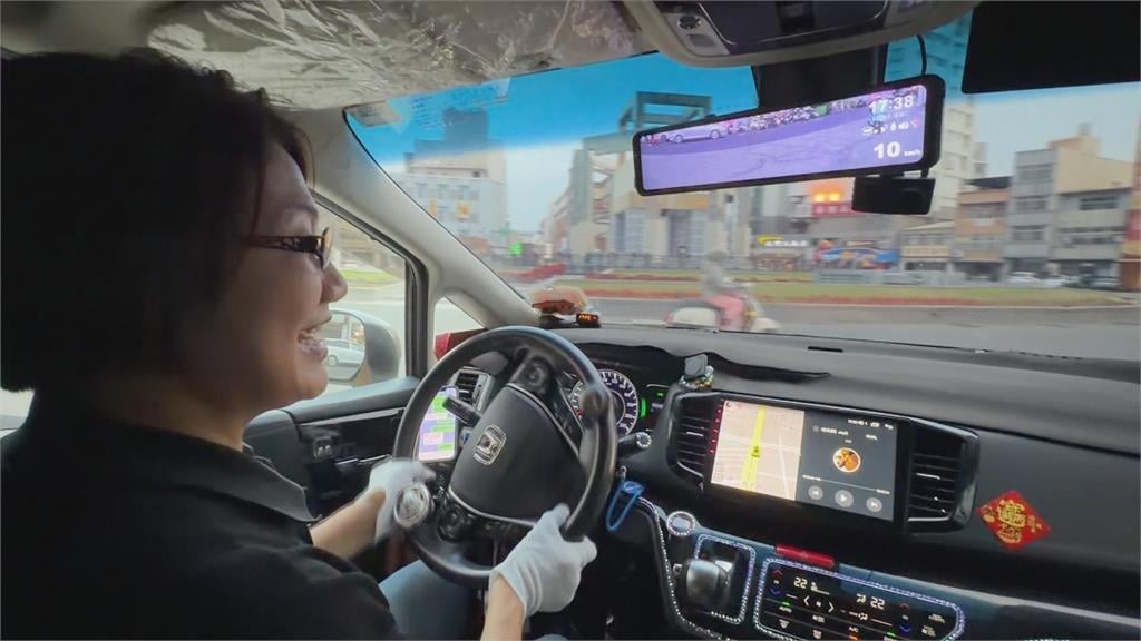 小黃運將帶路! 肉燥蝦湯完美融合 擔仔麵飄香多年