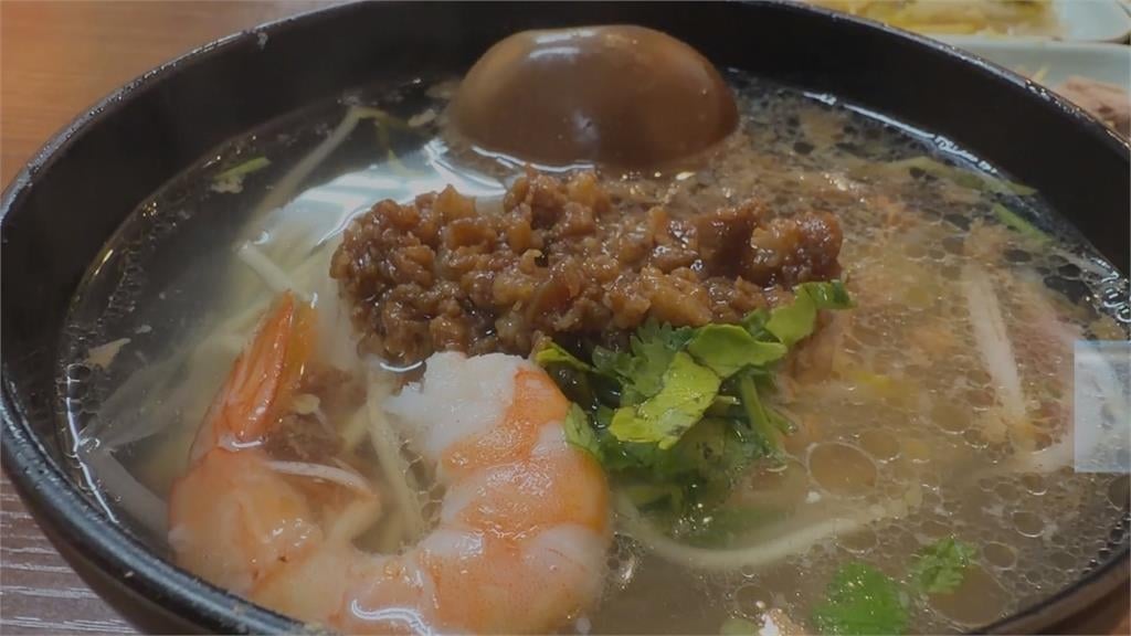 小黃運將帶路! 肉燥蝦湯完美融合 擔仔麵飄香多年