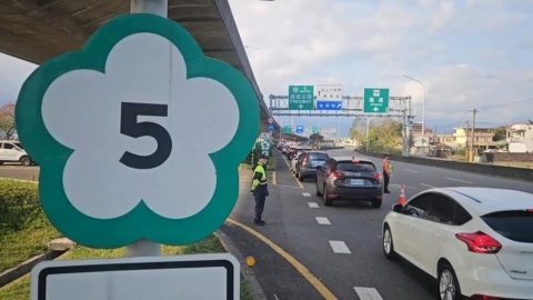 迎收假北返車潮！國道11處易塞路段曝光　國5北上恐連塞11小時