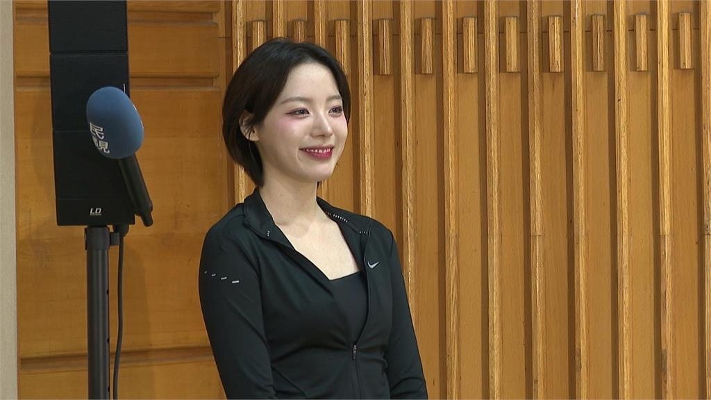 啦啦隊(影)/「蜜大腿女神」河智媛降臨擔任勇者之巔活動大使!大方分享好身材祕訣