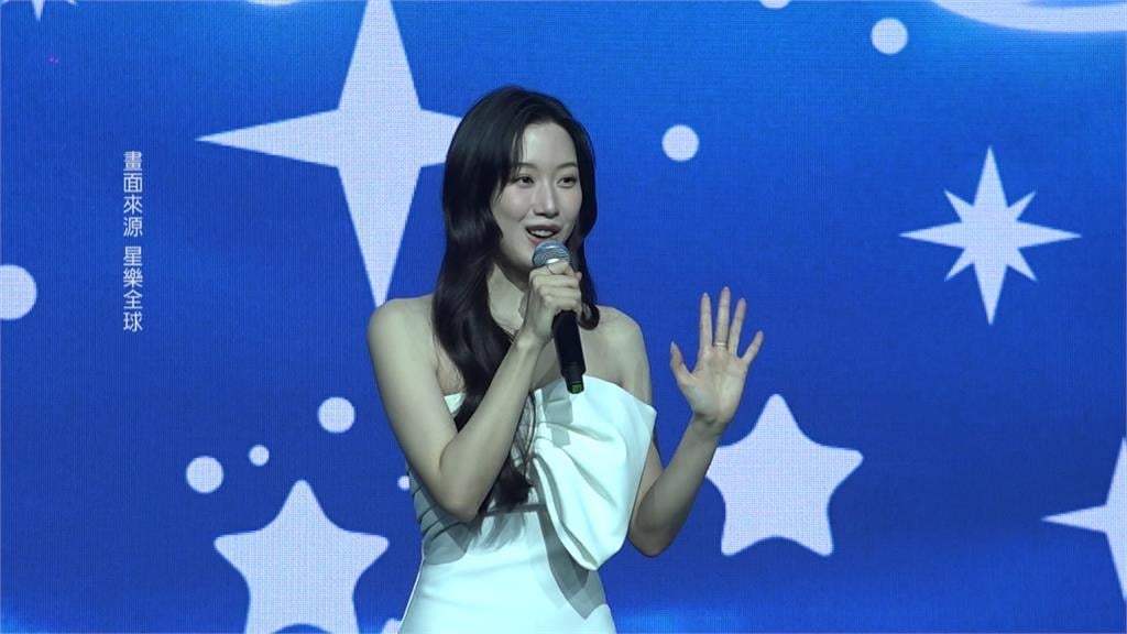 文佳煐今年二度來台見粉絲　女神開場「烙台語」超親民