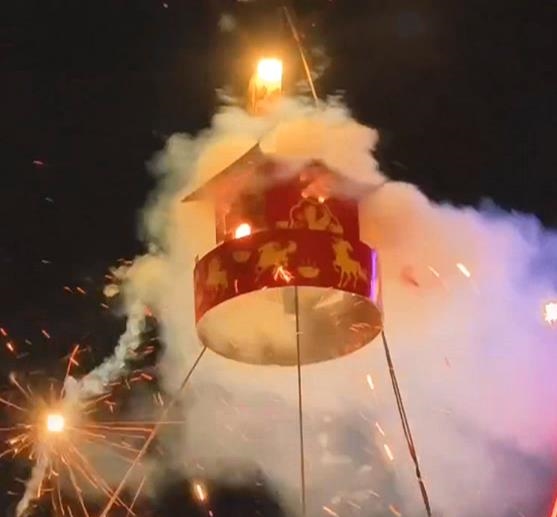台中元宵重頭戲！　必看「燒火獅」600秒煙火秀震撼夜空