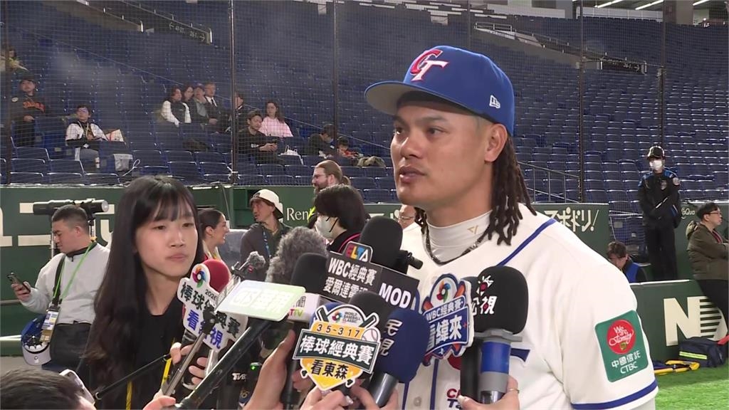 經典賽(影)／國防部長曝「場地兩大地雷」！上屆小組賽MVP張育成赴東京巨蛋難適應