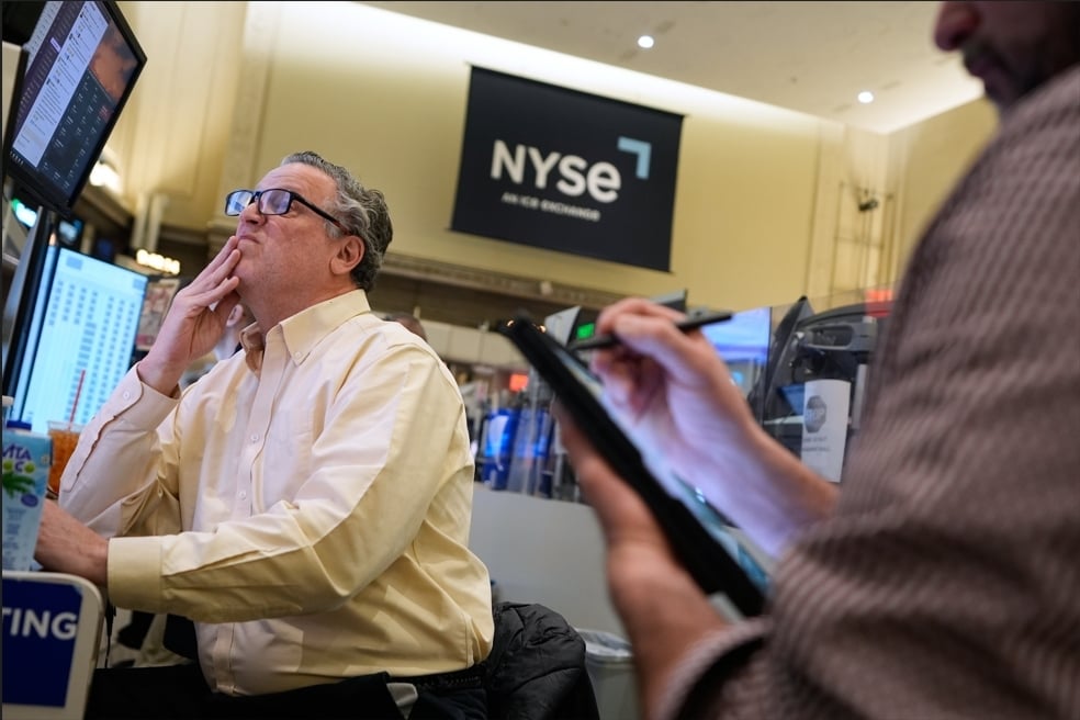 美伊戰火驚動全球經濟!台股盤中狂瀉1494點 寫「史上第三大跌點」