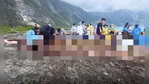 花蓮外海解剖「15公尺」鯨豚死屍　肉體海拋、骨骼送科博館