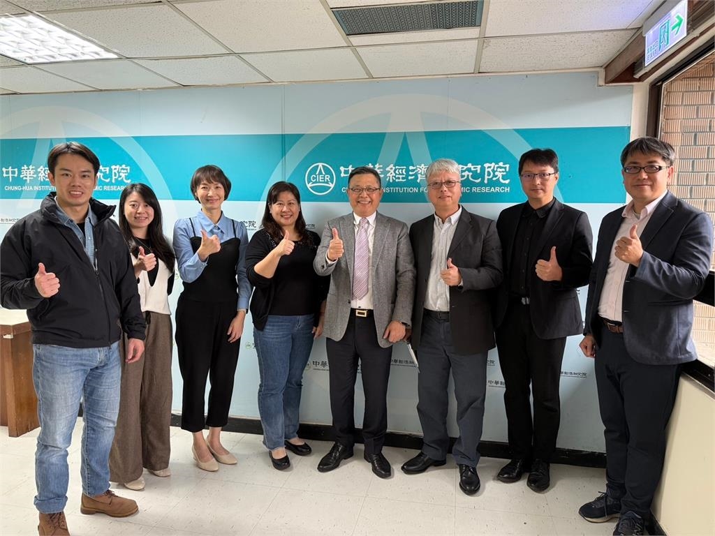 加盟協會攜手中經院 推「經濟日不落國」     助台品牌輸出世界