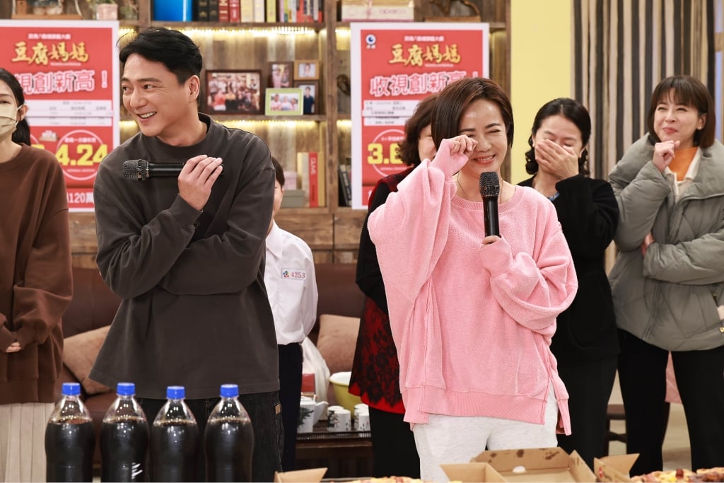 《豆腐媽媽》陳仙梅「下跪哭求原諒」沒有用！遭藍葦華「逼退群組」勁爆內幕曝光