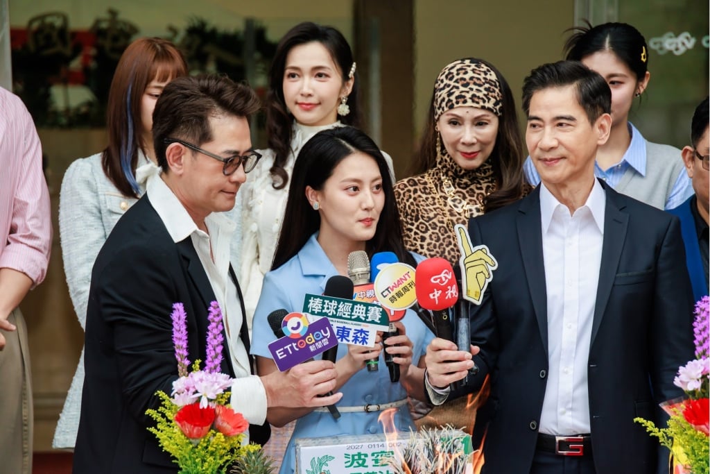 顏曉筠車禍重傷首復工！網友狂問：會演《豆腐媽媽》嗎？她巧妙回應了