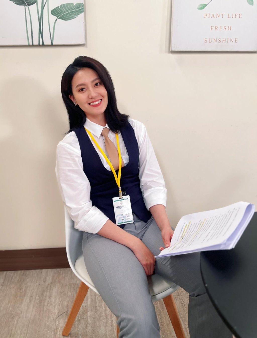 顏曉筠車禍重傷首復工！網友狂問：會演《豆腐媽媽》嗎？她巧妙回應了