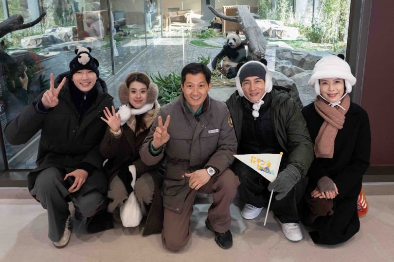 愛寶樂園明星飼養員宋爺爺（中）現身節目。（圖／東森提供）