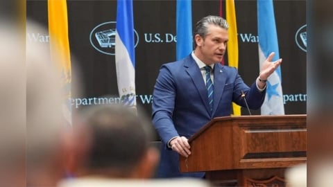 【有片】美軍擊沉伊朗無人機航母等逾30艘艦艇　防長警告攻擊火力將大增　