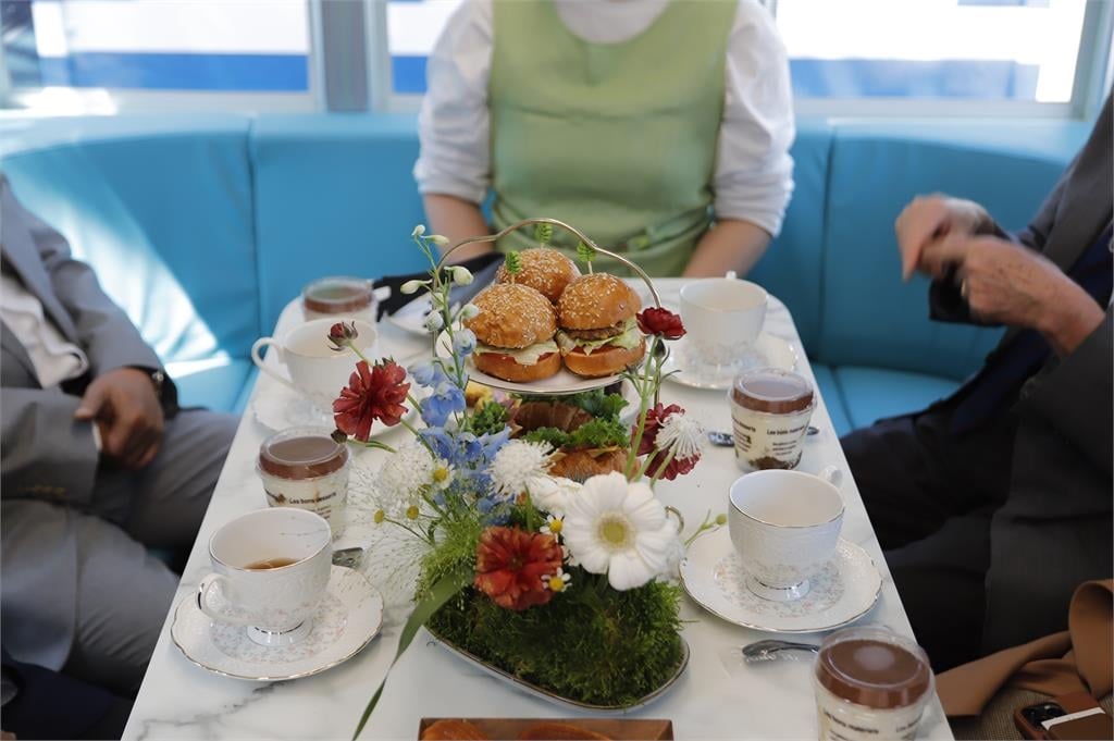 快新聞／英國蒸汽火車緣起！台糖80周年糖鐵再次鳴笛　「台英友好列車」啟動