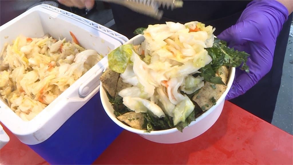 彰化埤頭起源一口酥臭豆腐！　三角造型外酥內嫩