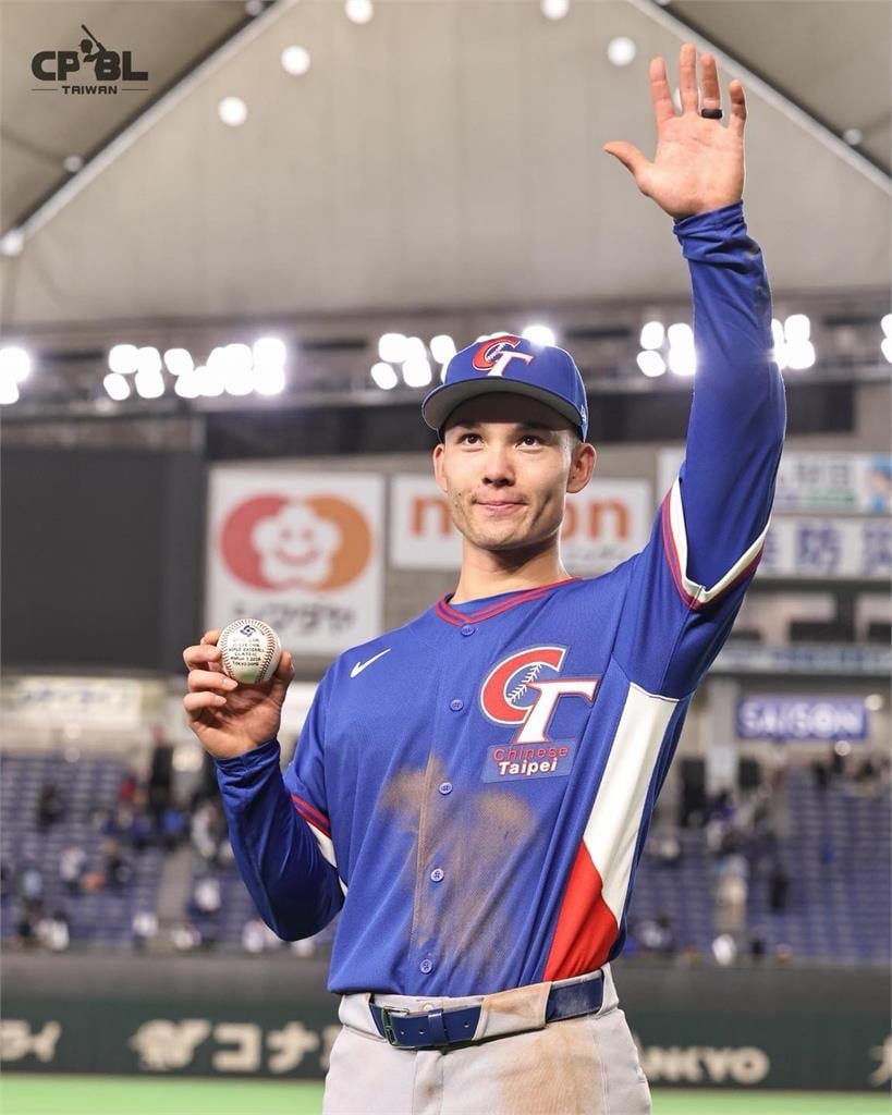 經典賽(影)／台灣隊能「扣倒」捷克隊奪首勝！費仔驚天滿貫砲得記首功