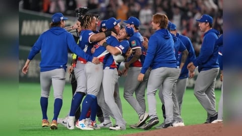 經典賽／台灣20年首贏韓國「球員全哭崩」！美國主播「1句話」萬網淚目