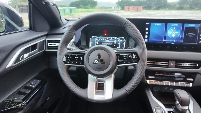 都會通勤與輕度越野兼顧！　Mitsubishi XForce 狂享版 試駕