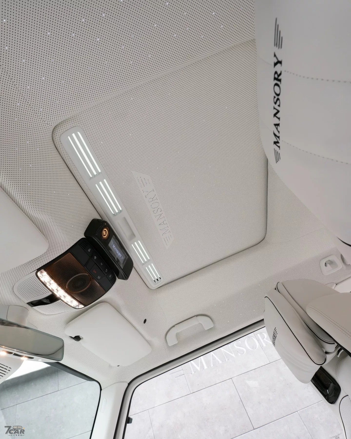 全球僅 8 輛，Mansory Gronos Coupe EVO C 狂暴登場