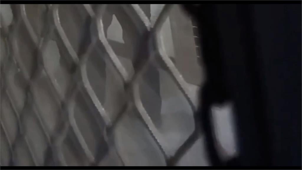 恐怖惡鄰居！　醉男狂踹鄰居大門反控鄰居"吵鬧"出言恐嚇