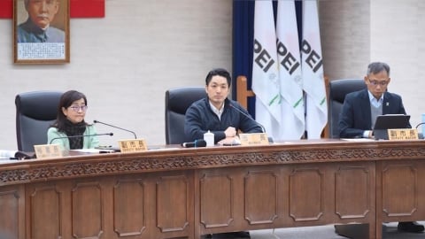 跟天價拖吊說拜拜！北市推道路救援指引　蔣萬安：主動出擊、提出解方