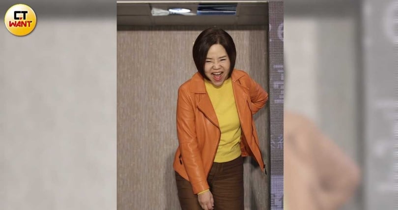 于美人透露日前為節目練舞時不慎閃到腰。（圖／蘇聖倫勝）